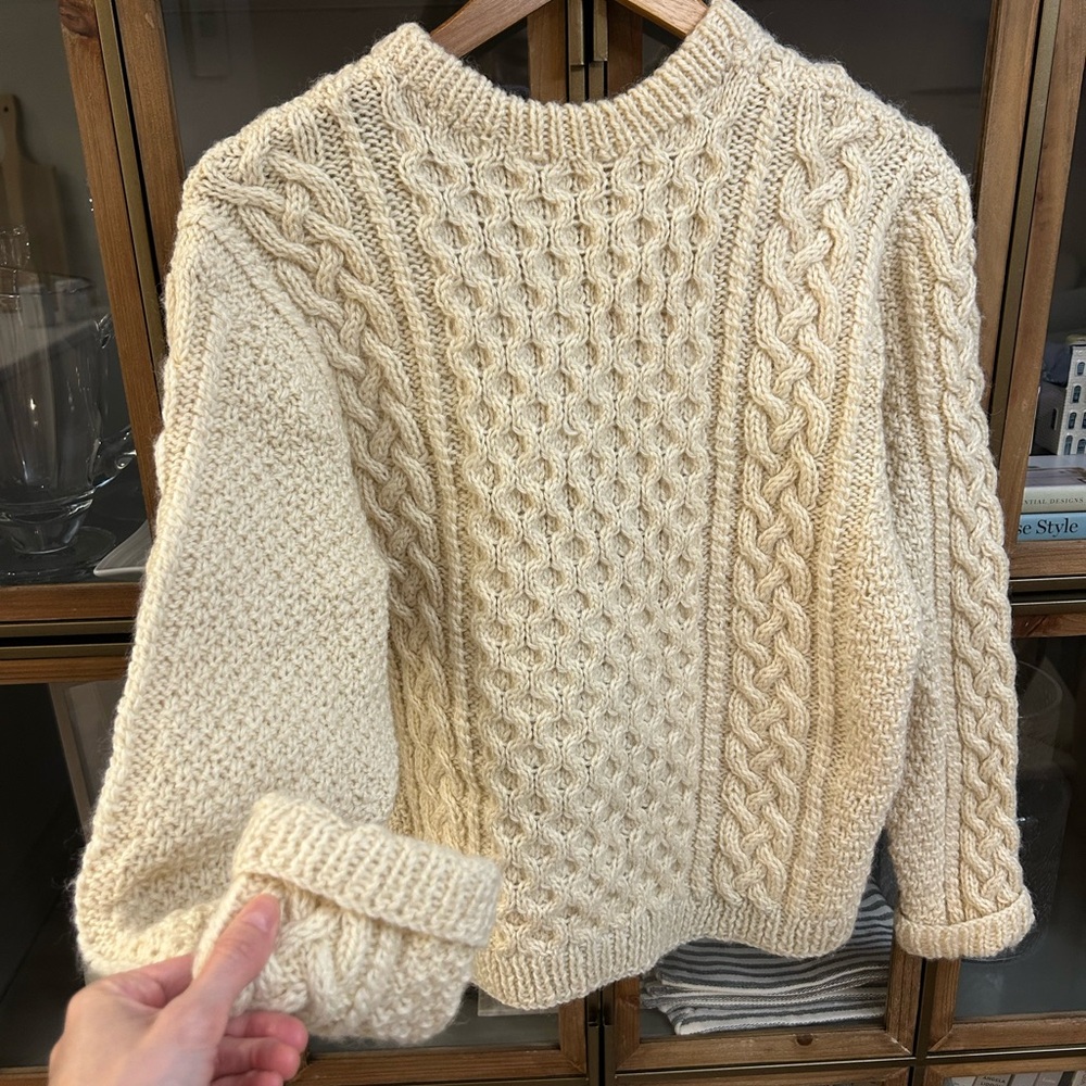 Hand Knitted 100% Wool Cable Knit Sweater - Picture 8 of 10